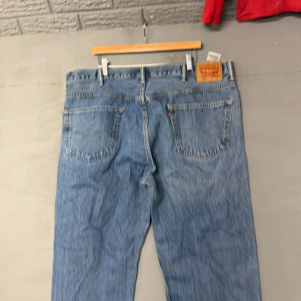 Levis 550 Relaxed Fit Jeans Mens 44x30 Medium Wash Blue Denim 00550-4891